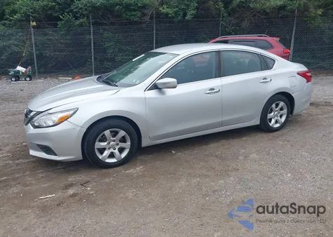 2016 Nissan Altima 2.5 S z USA, uszkodzony, nr VIN 1N4AL3AP5GC139936